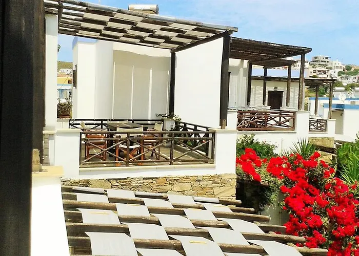 Cochili Aparthotel Azolimnos